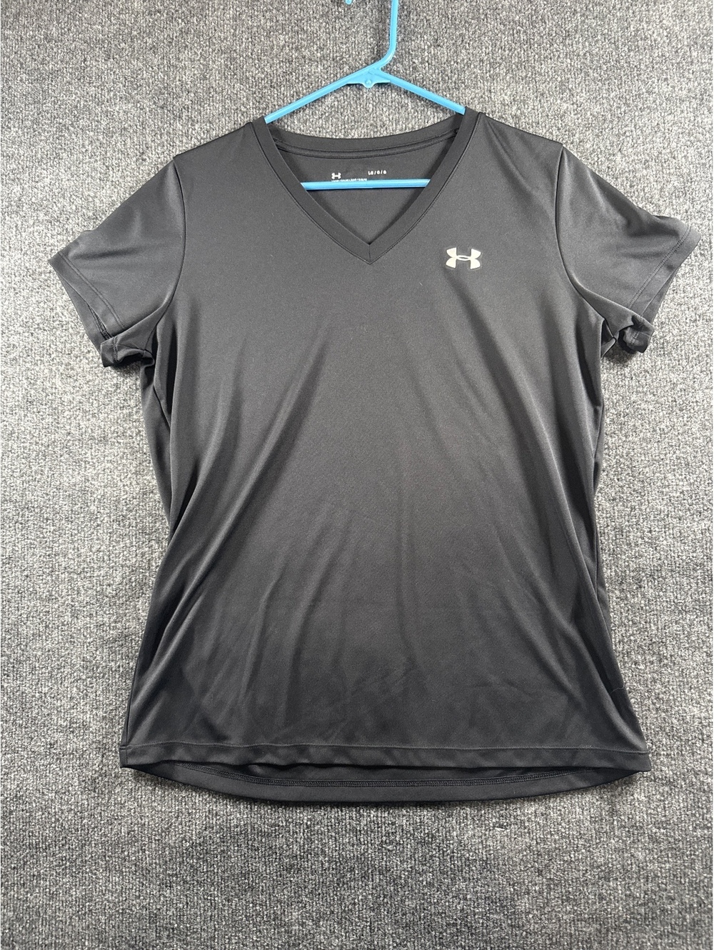 Under Armour Womens Black V Neck Athletic Performance T-Shirt Large Loose Fit